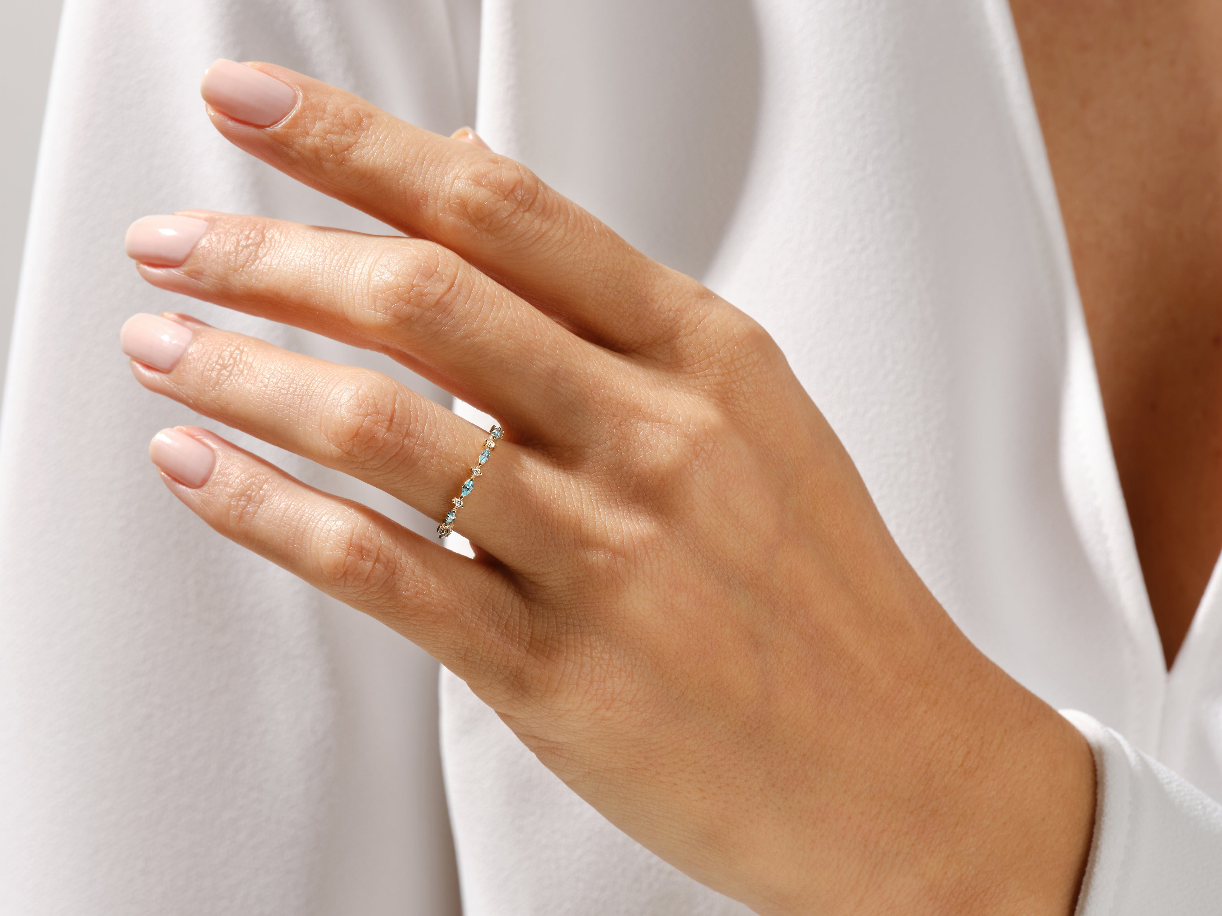 Marquise- und Rundschliff Geburtsstein-Ring